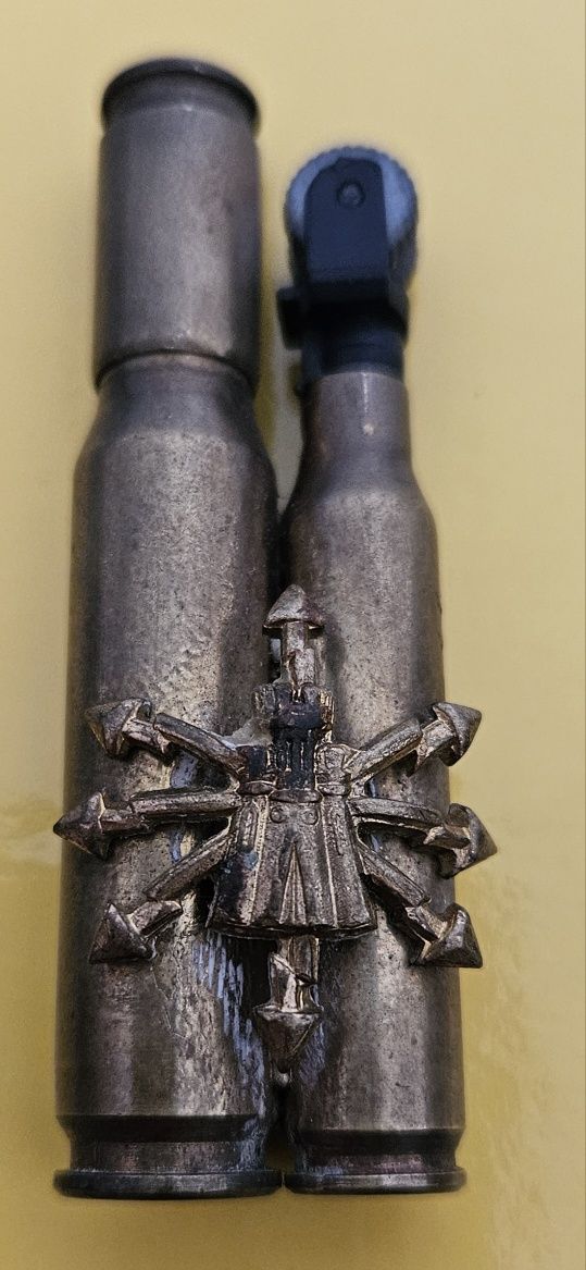 Isqueiro militar de coleção