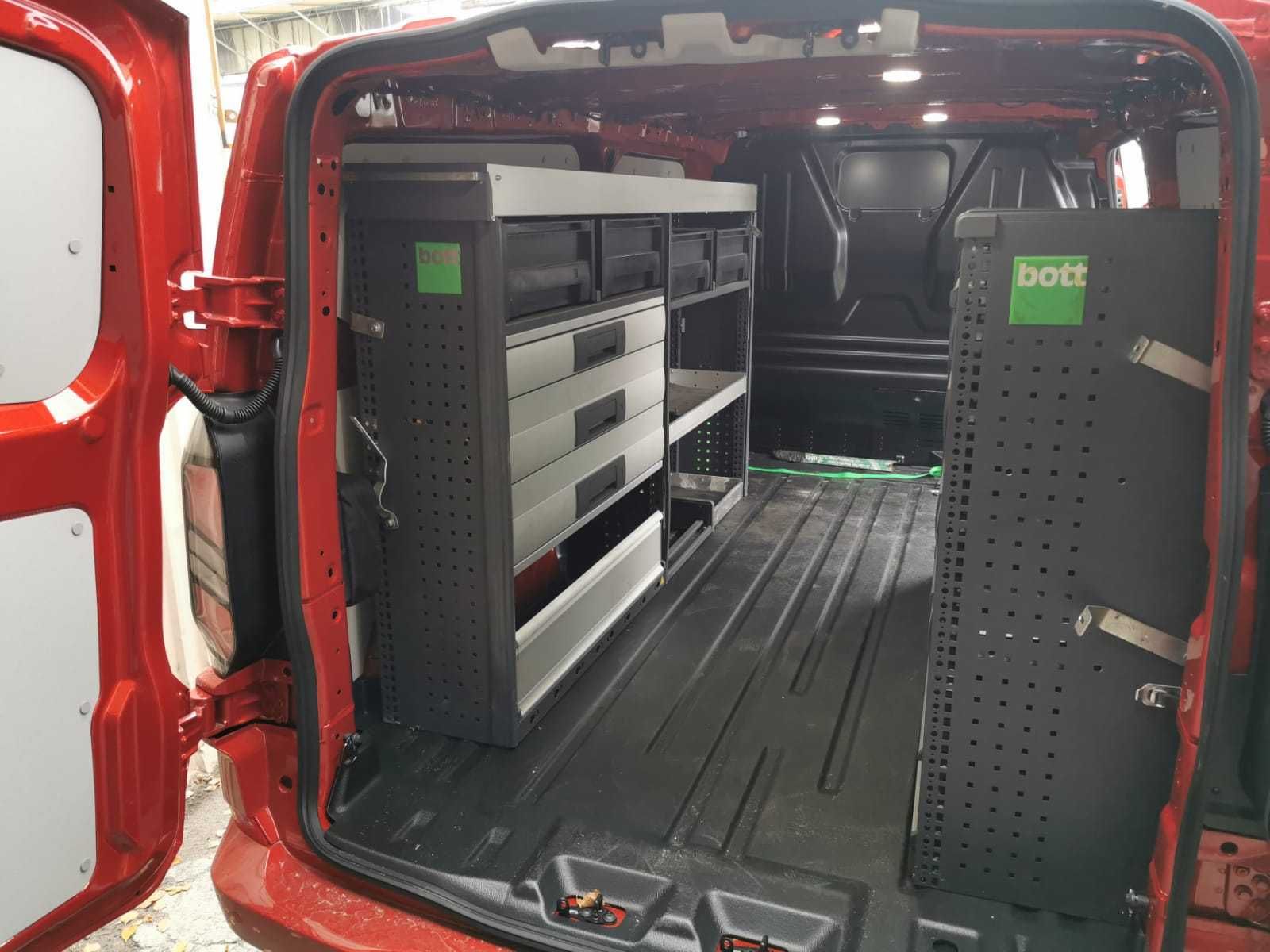 Zabudowa serwisowa warsztatowa Trafic VIVARO PRIMASTAR TRANSIT CUSTOM
