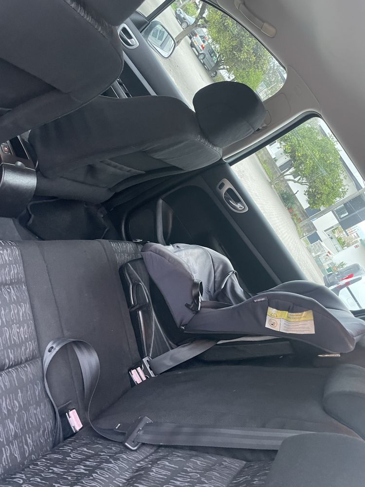 Vende-se Peugeot 307 1.4 a gasolina