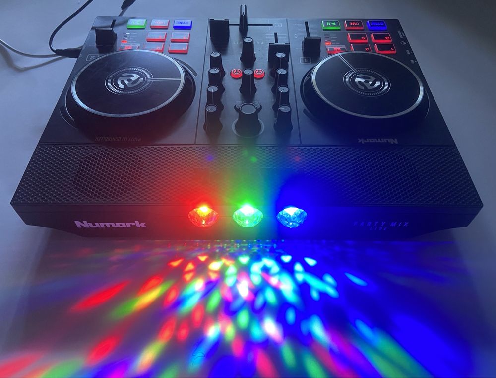 Numark party mix live dj kontroller