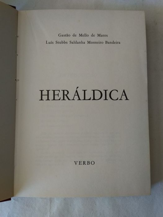 Heráldica . . . .