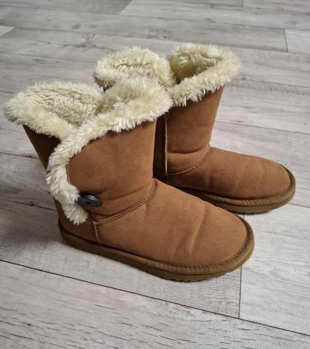 Уги женские 38-39р UGG