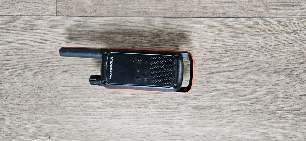 Krótkofalówka Motorola T82 - wodoodporna