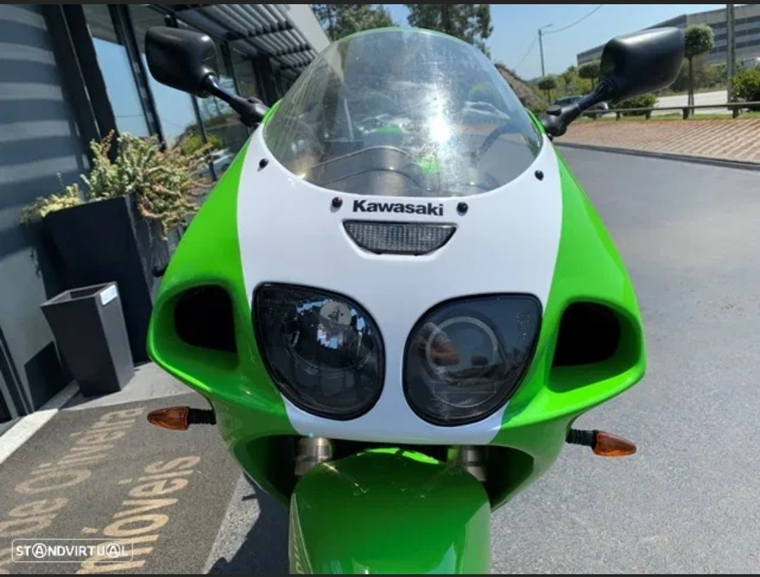 Kawasaki ZX7R Superbike Edition ()