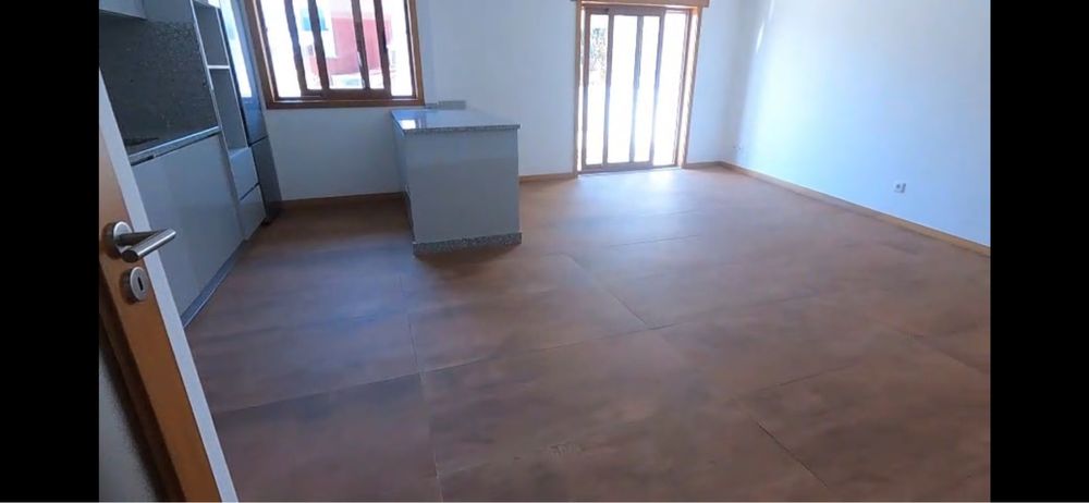 Apartamento T2 para Arrendamento – Centro da Cidade