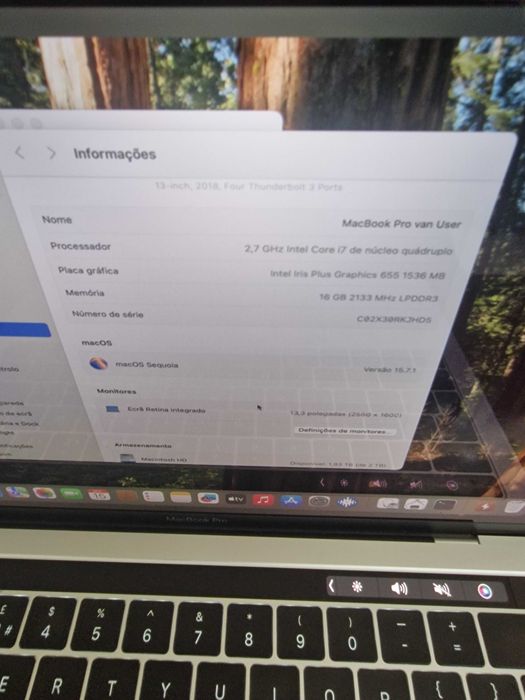 MacBook Pro TOUCH BAR 2018 i7 16gb ram 2 tb disco