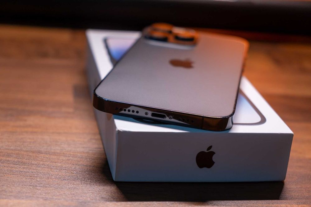 iPhone 14 Pro Max 128GB - Impecável