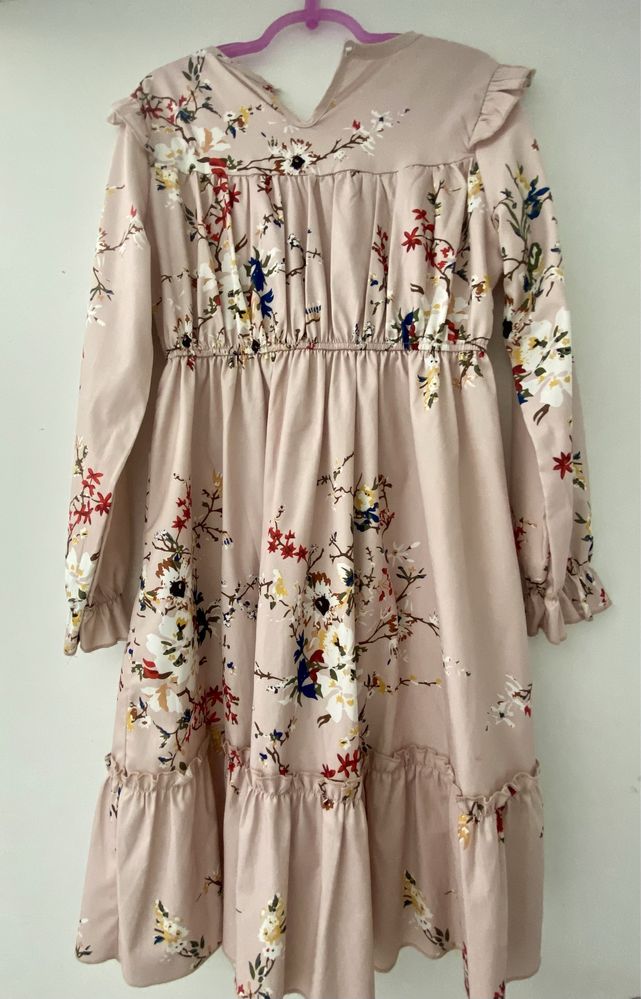 Vestido rosa com flores