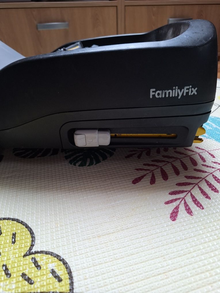 Nosidełko fotelik Maxi Cosi + baza isofix Family Fix