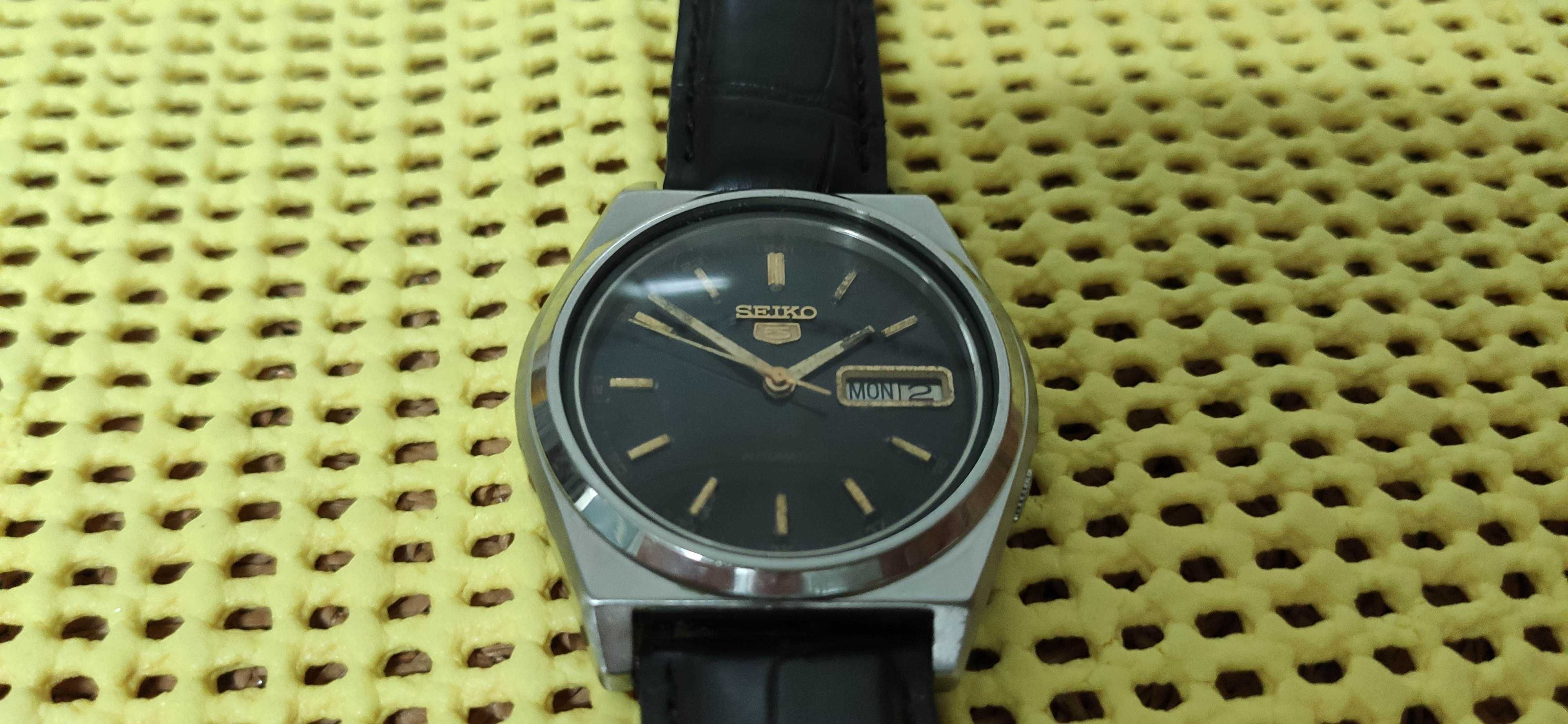 Relógio antigo SEIKO 5 automático