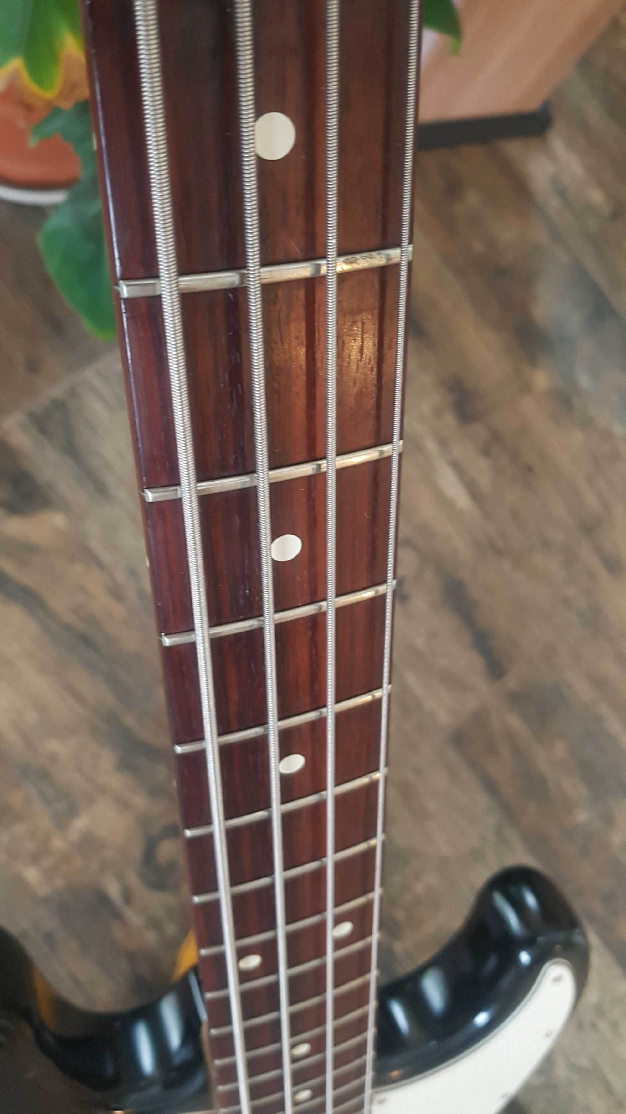 Gitara basowa Fender jazz bas Made in USA