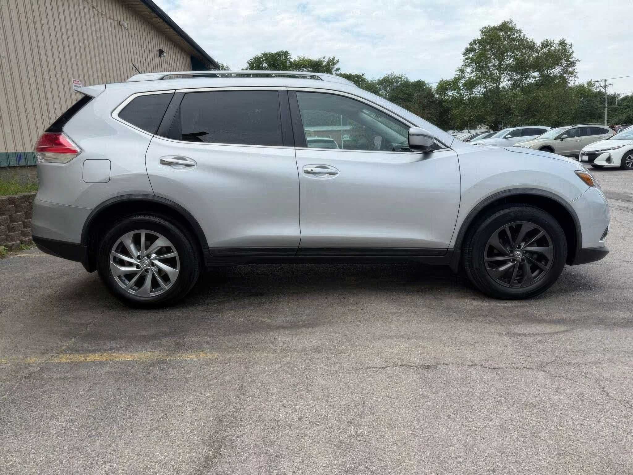 2016 Nissan Rogue SL
