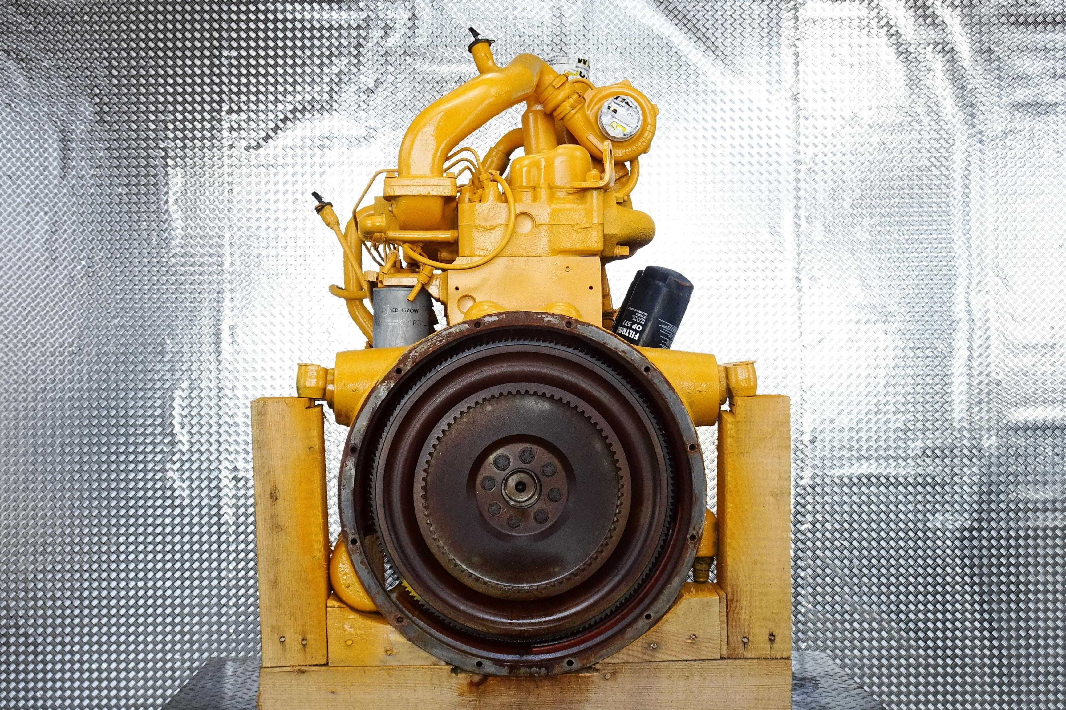 Silnik spalinowy do spycharki- HSW TD15C Harvester DT-466