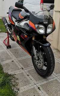 Vendo yahama fzr 1000 ano 1995 rigorosamente nova!!