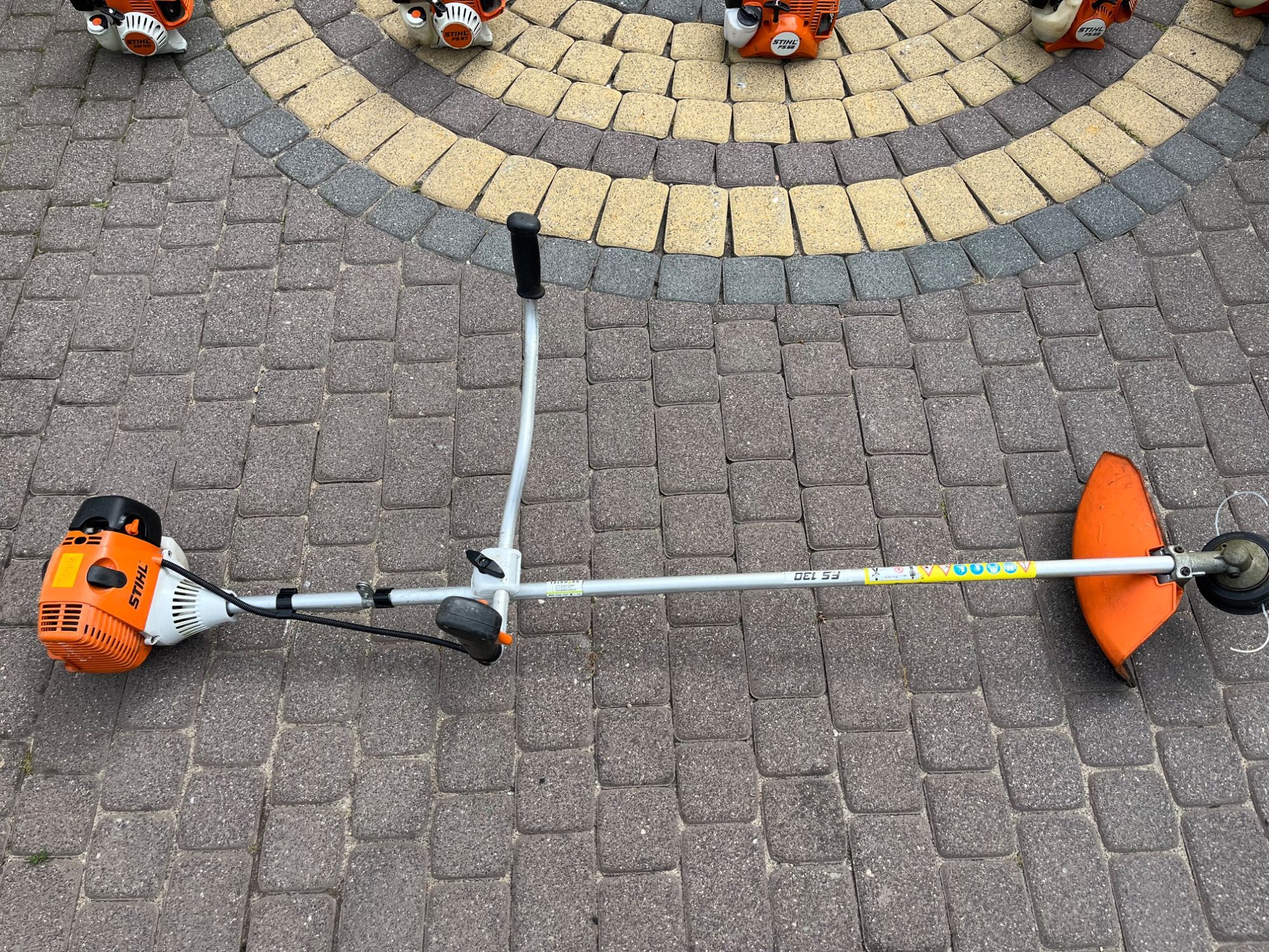 Kosa spalinowa Stihl FS 130 (podkaszarka )