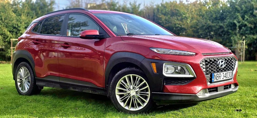 Hyundai Kona Hyundai Kona, wersja Luxury 4 DR Wagon, benzyna, automat silnik 2,0