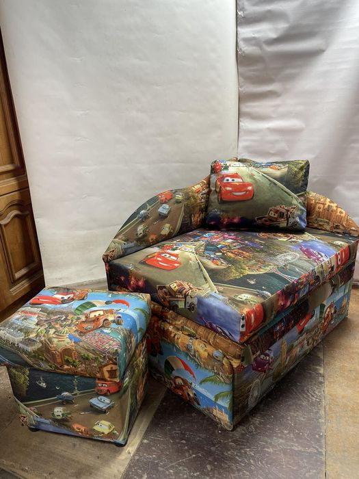 Розкладне дитяче ліжко.Подушкв в подарунок.