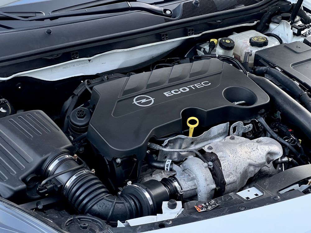 Opel Insignia 2016 4X4 2.0crdi Автомат