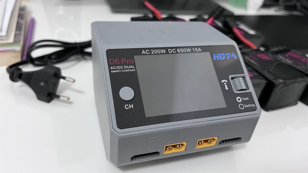 Зарядний пристрій HOTA D6 Pro AC 200 Вт