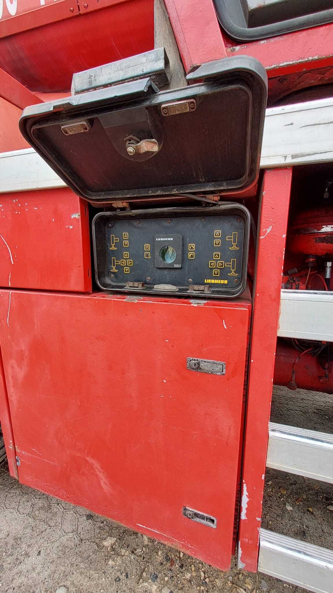Dźwig. żuraw samojezdny Liebherr LTM 1030/2