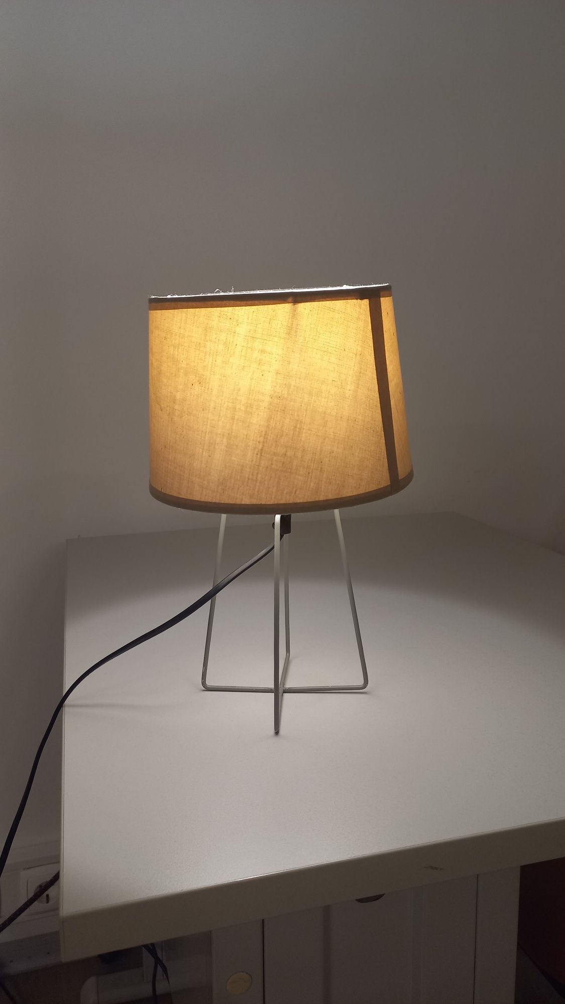 Candeeiro de mesa - Como Novo