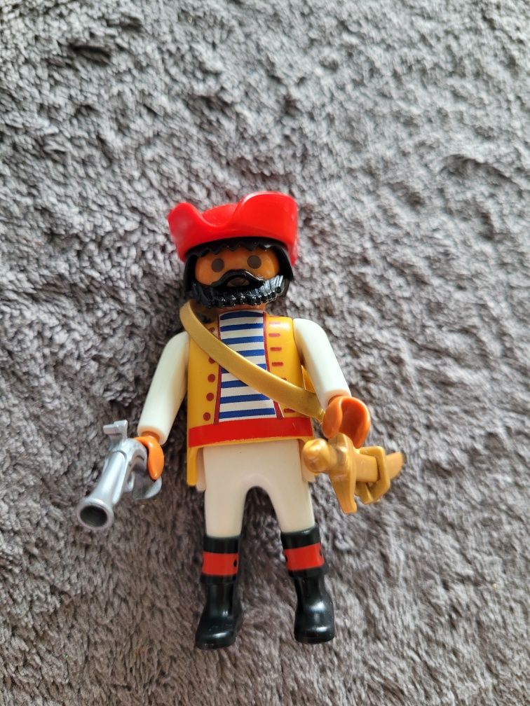 Playmobil pirat figurka