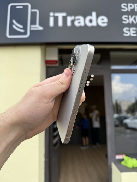 Telefon iPhone 15 PRO 256GB Szary Apple Gwarancja iTrade