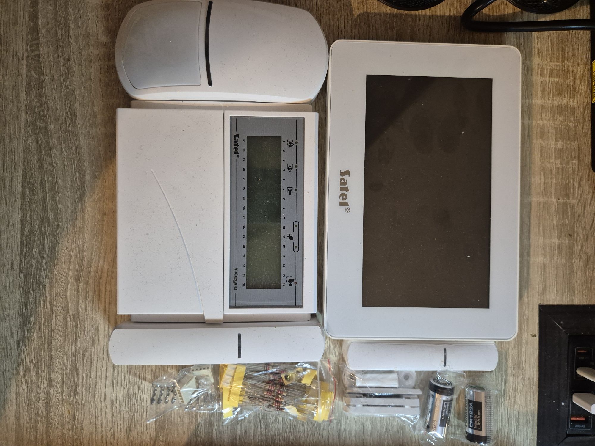 Instalacje alarmowe, elektryka, kamery, domofonu,wycena bezpłatna.