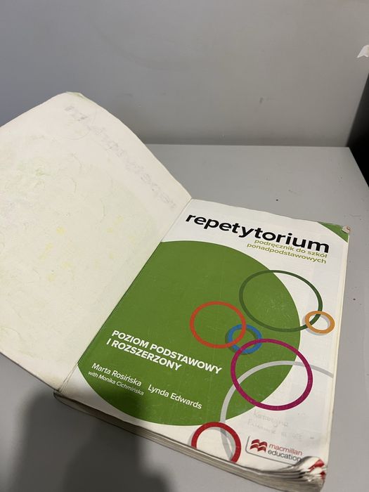 Ksiazka do angielskiego repetytorium podrecznik macmillan liceum tech