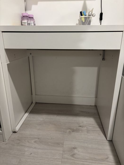 Secretaria branca IKEA