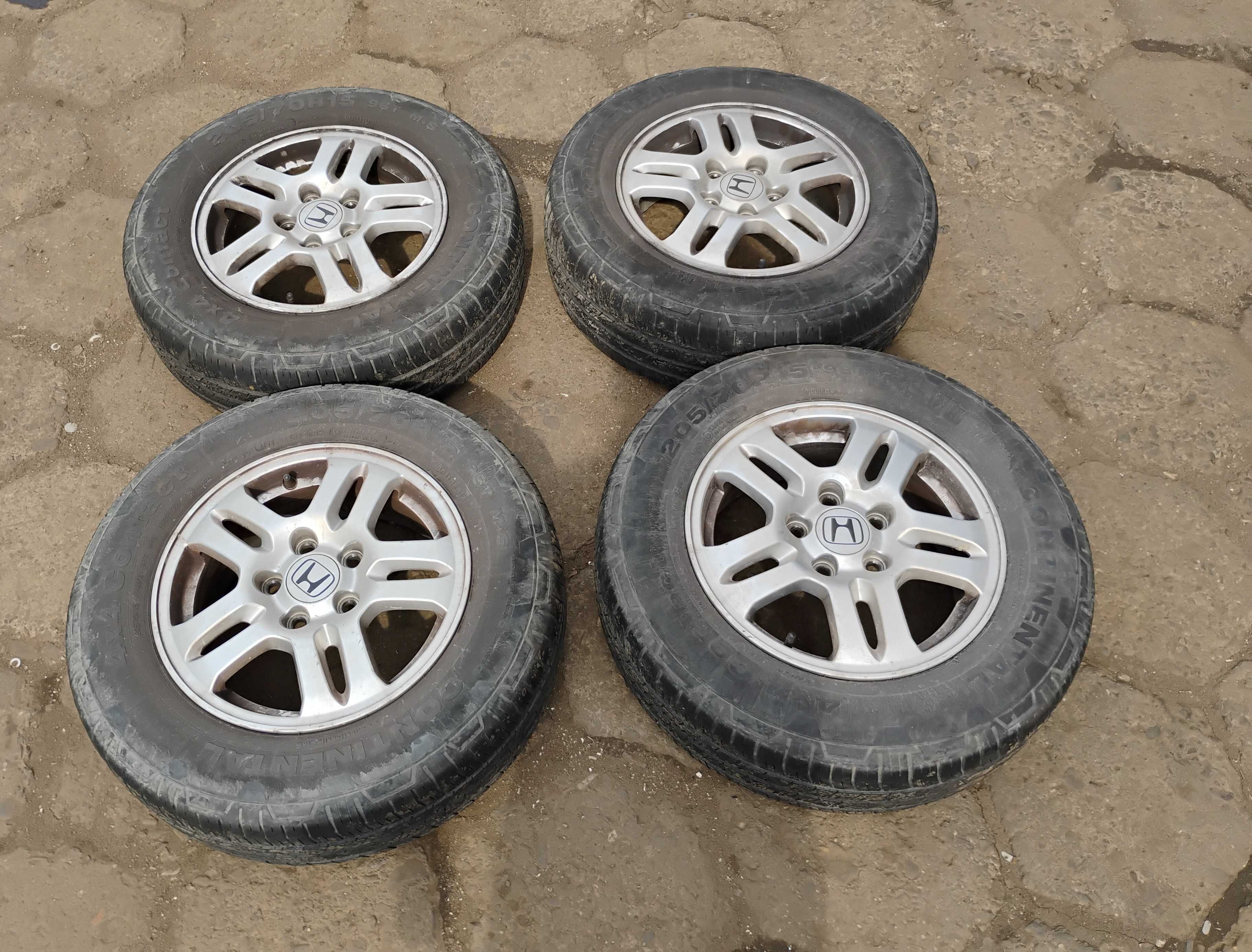 Komplet kół alufelgi Honda CR-V 205/70 R15