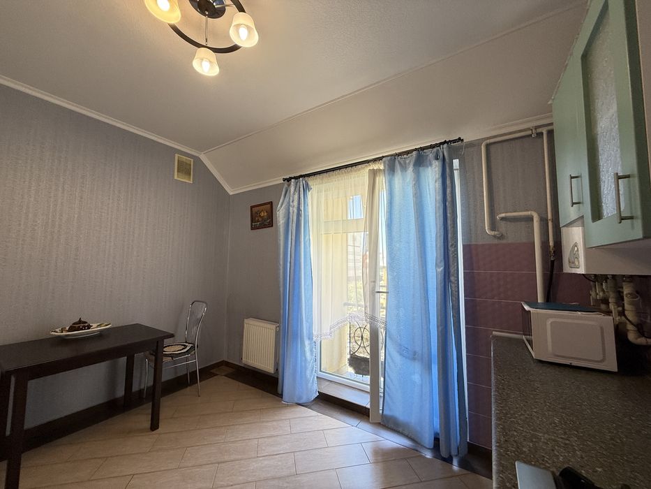 Продається  2-кімнатна квартира в новобудові в мкр. Боздош