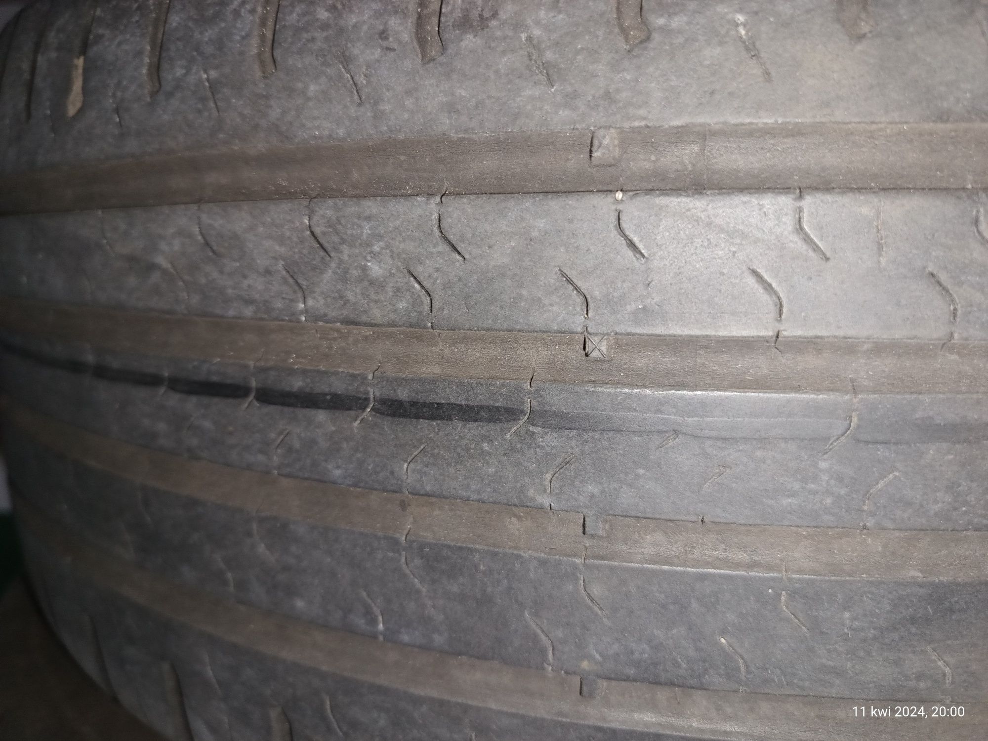 Opony contynental 215/60 R 16