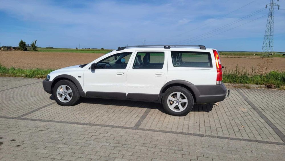 VOLVO XC 70, cross country