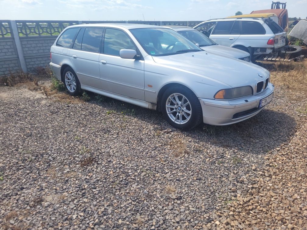 Samochód bmw e39
