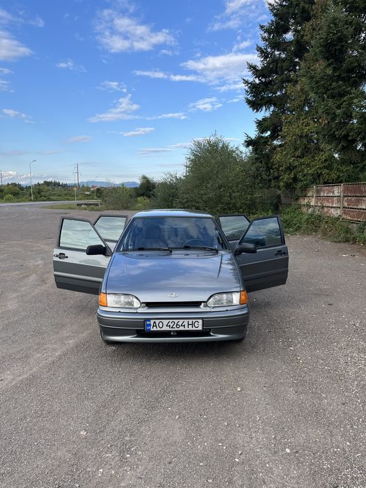 Ваз Лада 2114 гарний стан 2012 рік бенз/газ