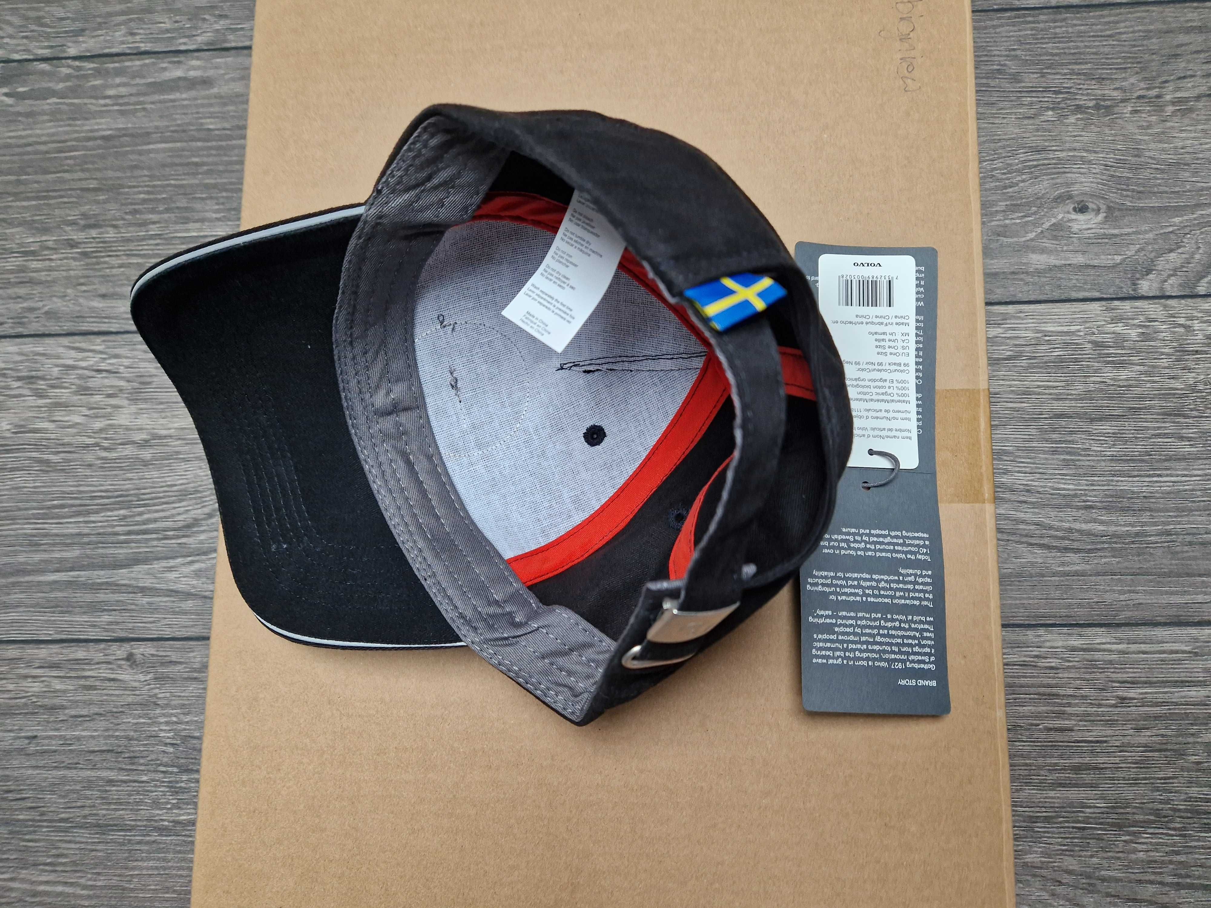 Czapka z daszkiem Volvo oryginalny gadżet jedyna taka na OLX (czarna).