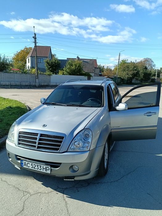 Продам sangyong rexton