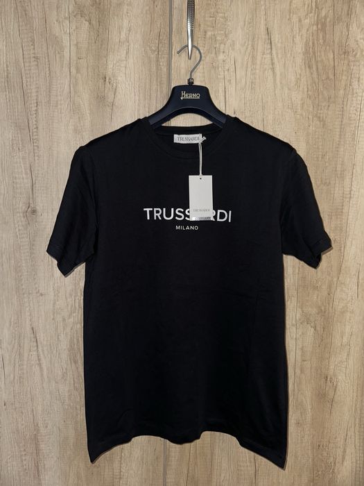 Футболка Trussardi