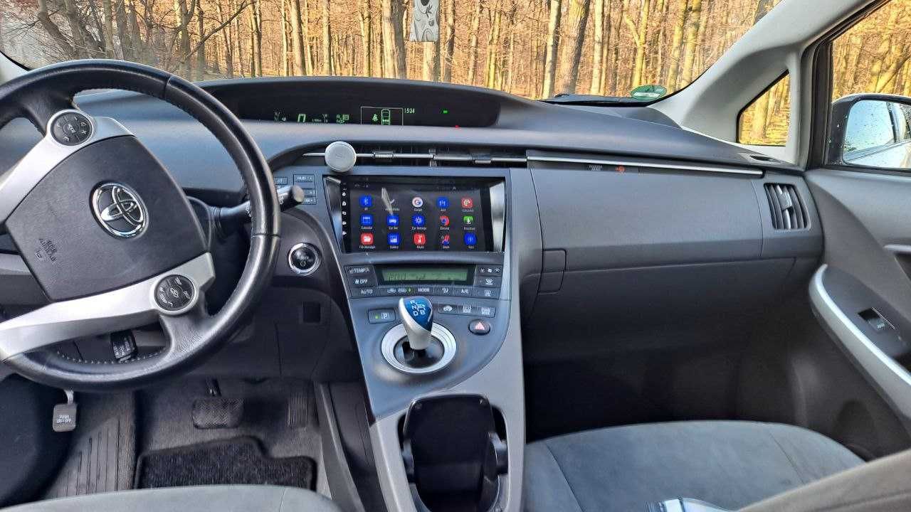 Wynajem Toyota Prius GAZ  (UBER BOLT TAXI)