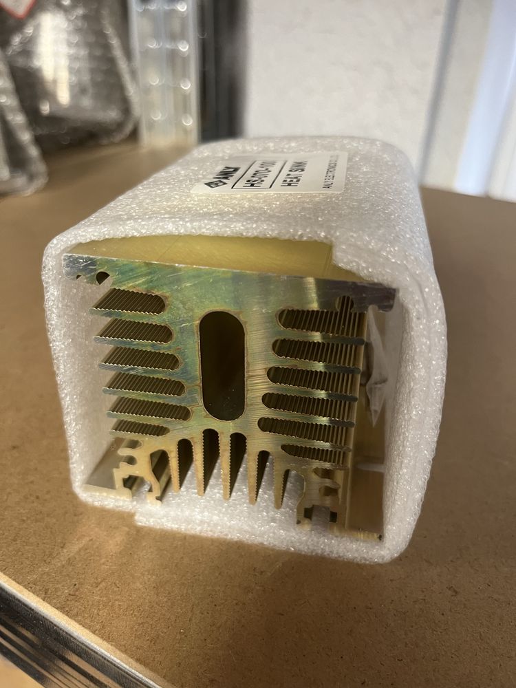 Radiator bardzo dobry jeden z najlepszych HS-070-100 ANLY ELECTRONICS