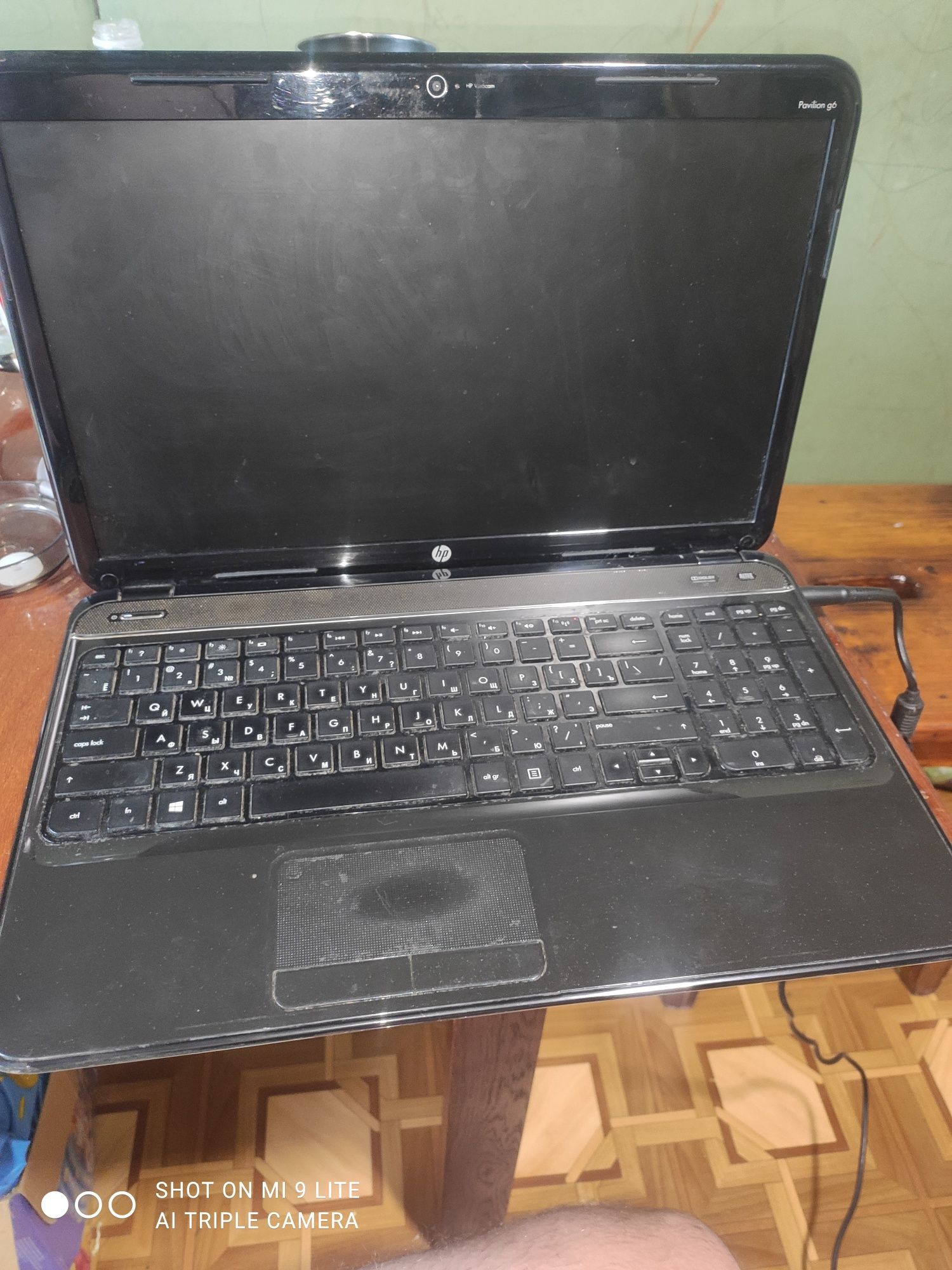Ноутбук  HP в неплохом состояние