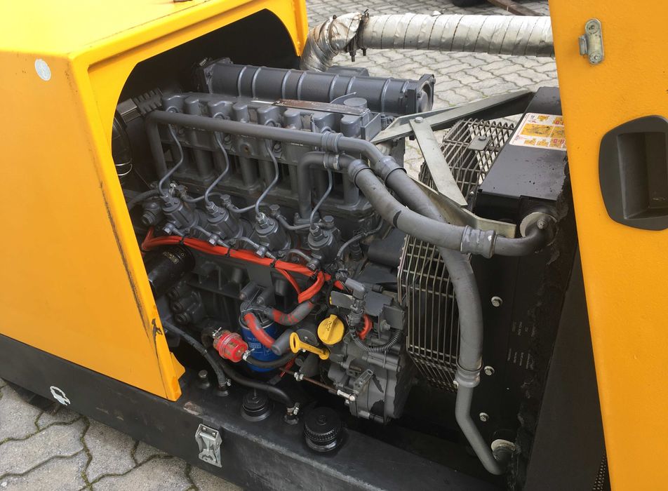 Gerador 33 kva de 2022