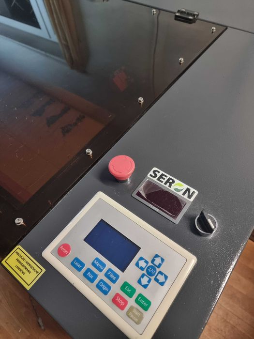 Idealny ploter laserowy Co2