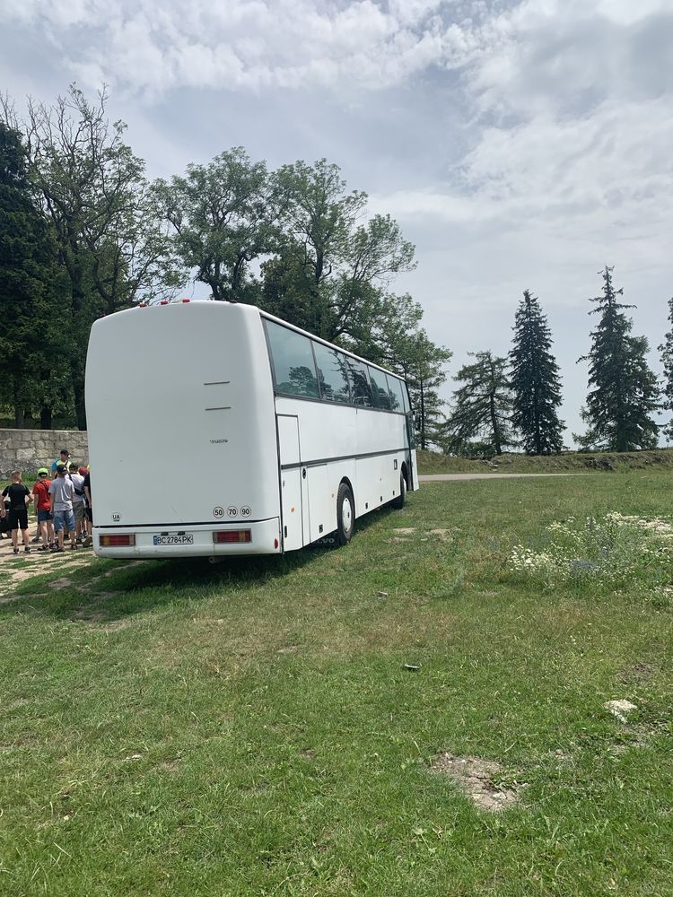 Автобус Вольво в10в