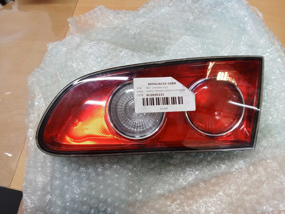 Farolim traseiro DIREITO SEAT CORDOBA (6L2)