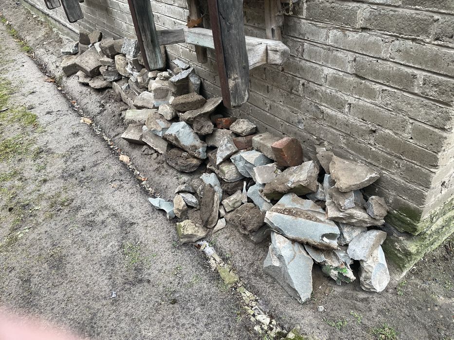 Gruz po rozbiorce oddam z darmo