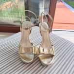 Sandałki na obcasie Guess by Marciano, rozmiar 41, używane