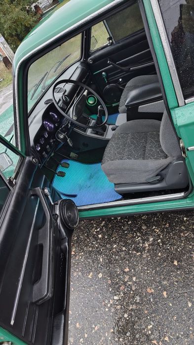 Продам идеальную ваз 2106.