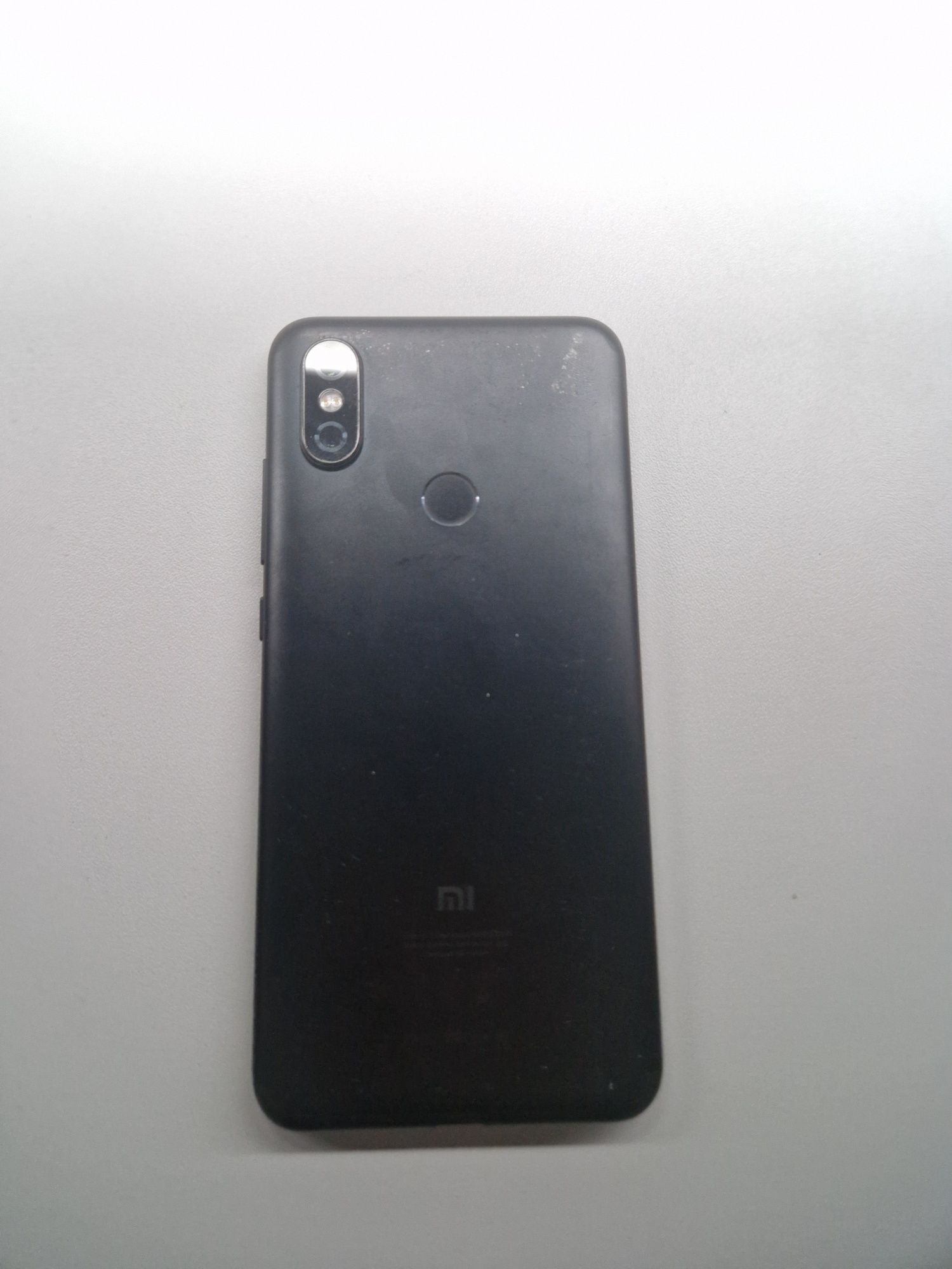 Zestaw 3 uszkodzonych telefonów